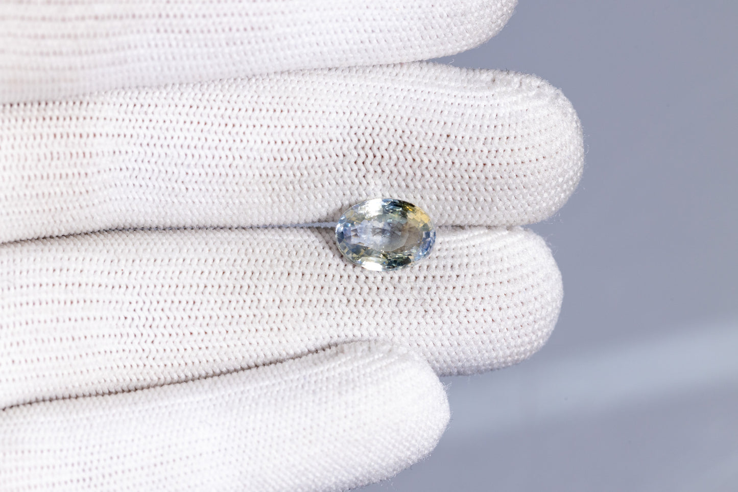 Natural Pitambari 4.56 Carats