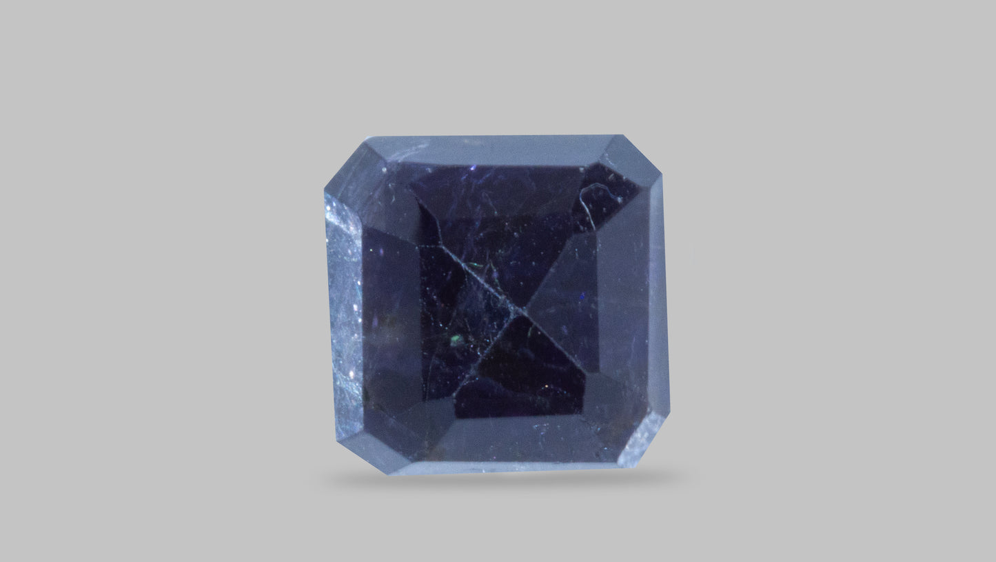 NATURAL IOLITE(NEELI) 3.83 CARATS