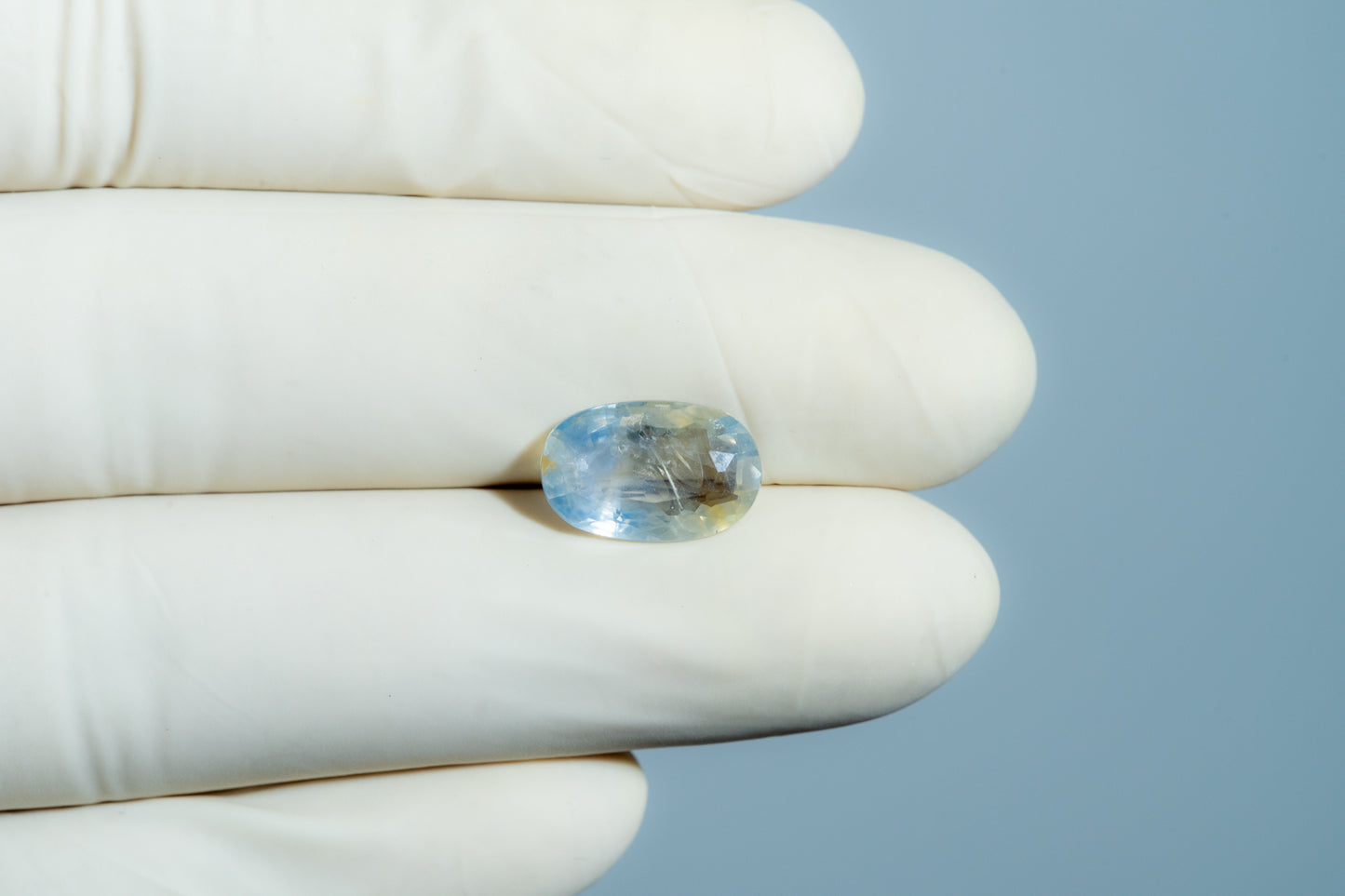 Natural Pitambari 5.68 Carats