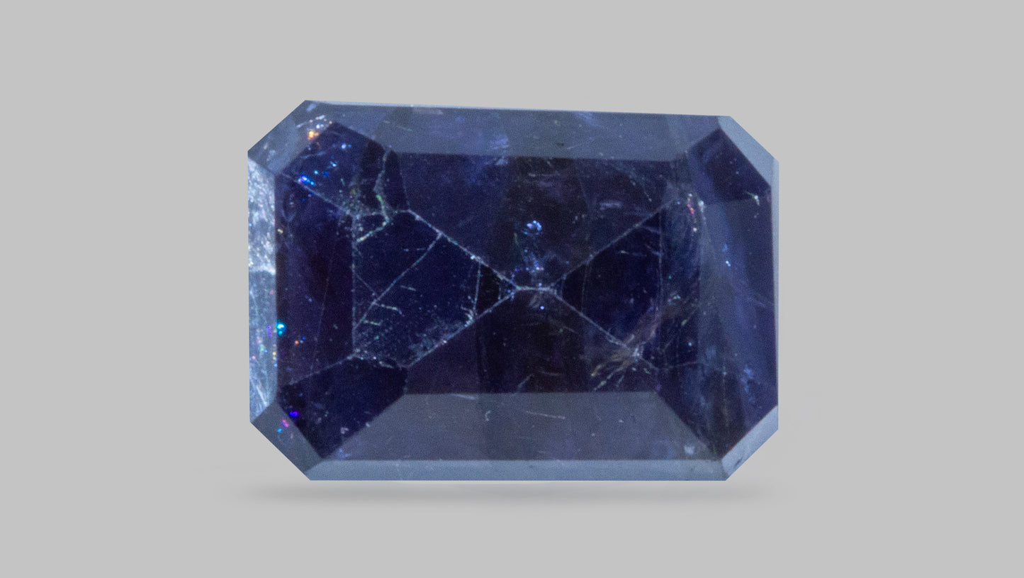 NATURAL IOLITE(NEELI) 3.84 CARATS