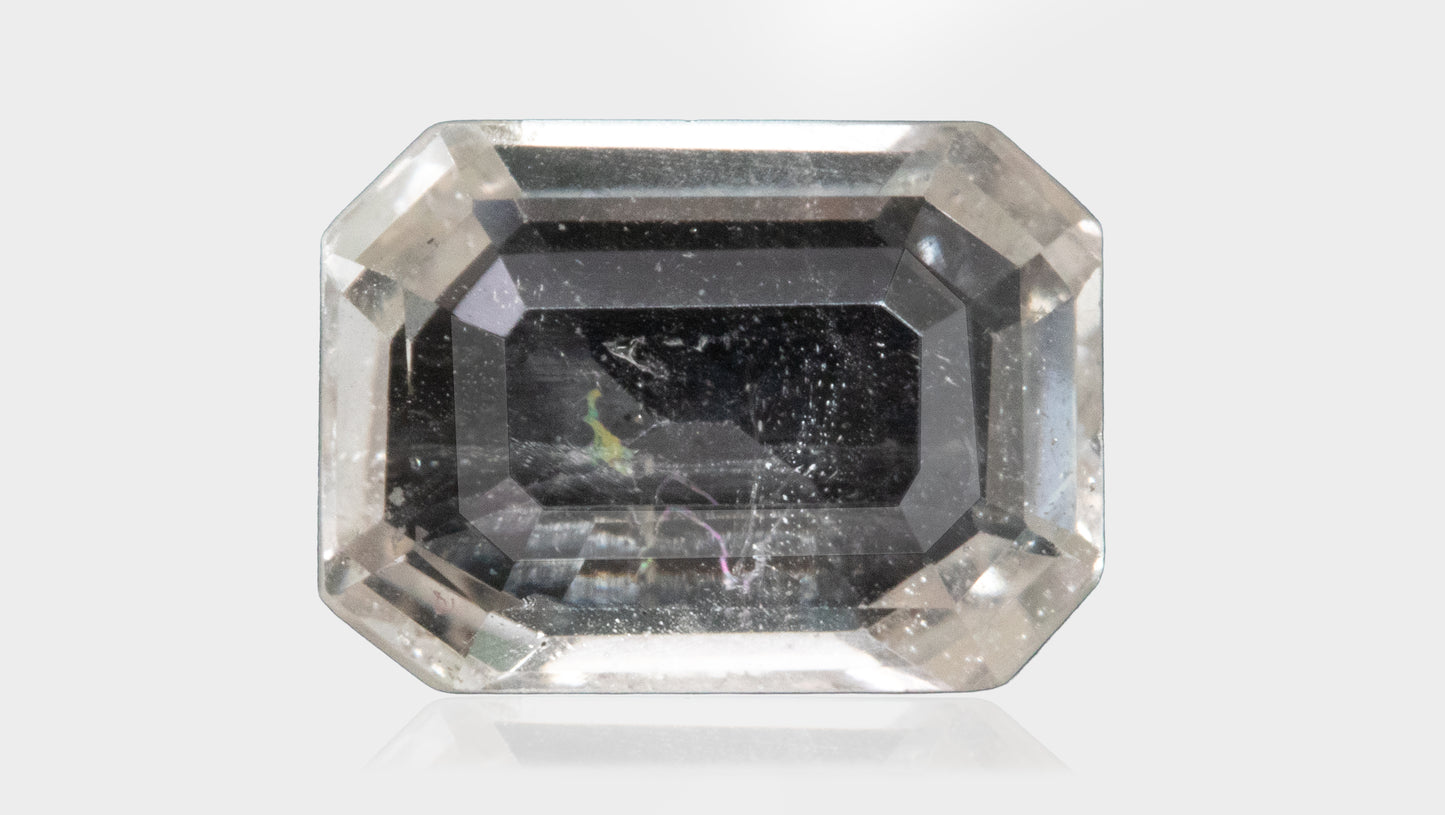WHITE TOPAZ 4.18 CARATS