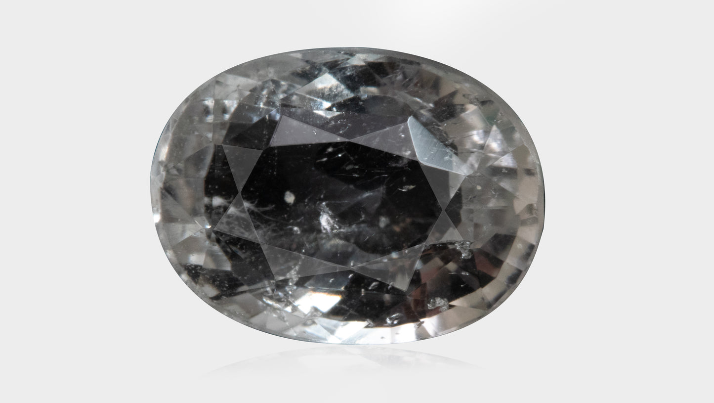 WHITE TOPAZ 5.87 CARATS