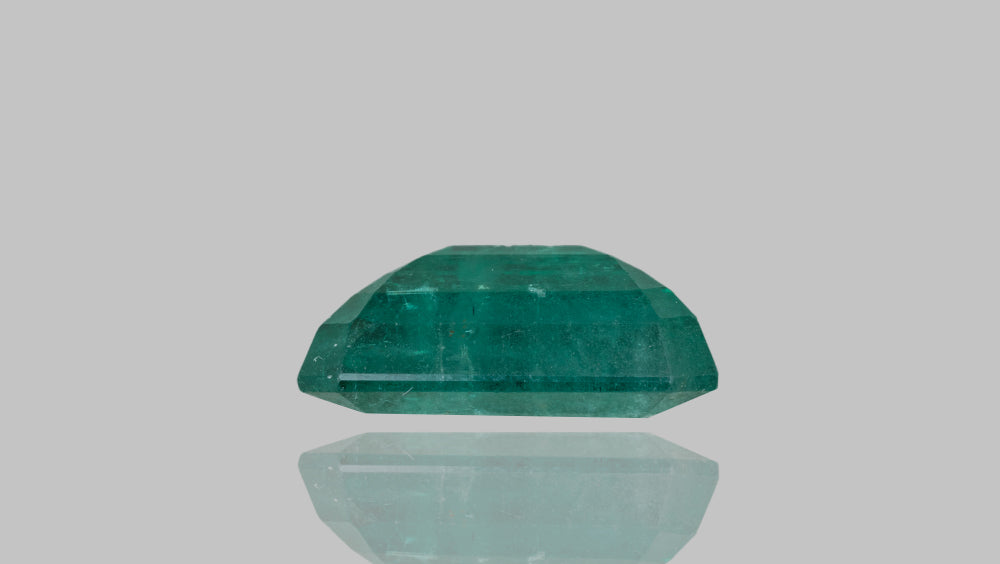 Natural Zambian Emerald (Panna) 4.65 Carats