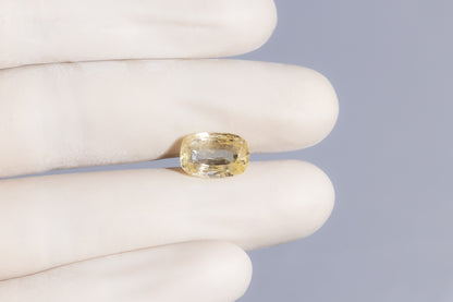 Natural Yellow Sapphire (Pukhraj) 6.88 Carats