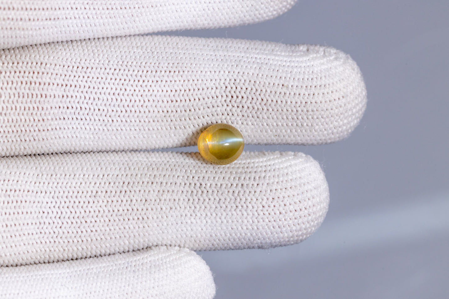 Natural Cat'S Eye (Lehsuniya) 4.76 Carats