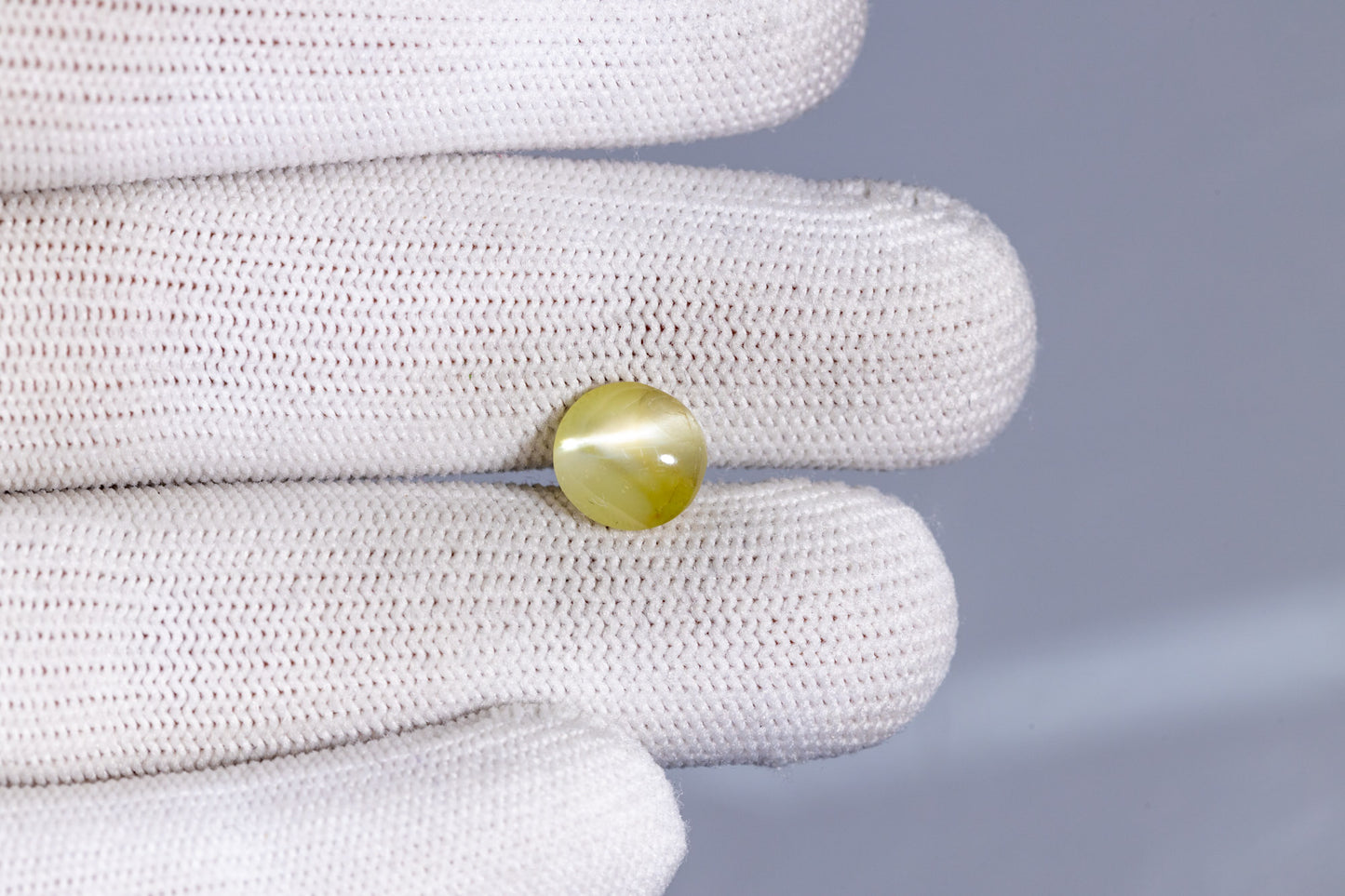 Natural Cat'S Eye (Lehsuniya) 4.96 Carats