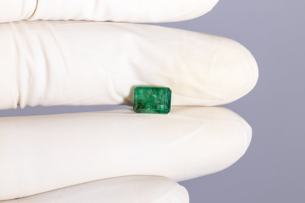 Minor Oil Natural Zambian Emerald (Panna) 2.30 Carats
