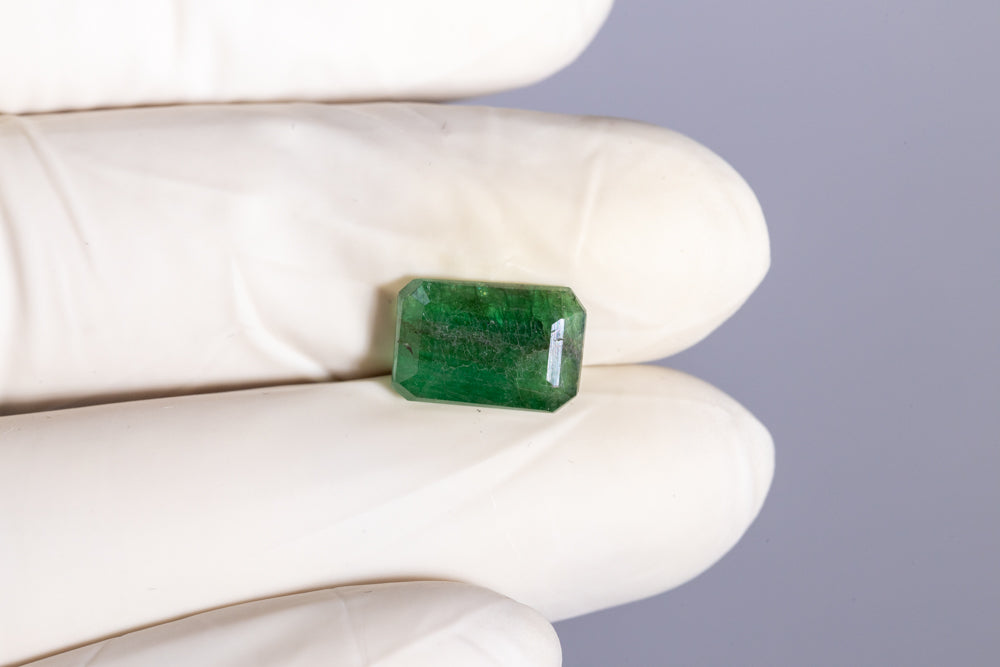 Minor Oil Natural Zambian Emerald (Panna) 3.99 Carats