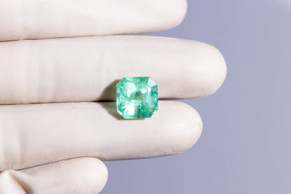 Natural Columbian Emerald (Panna) 7.86 Carats