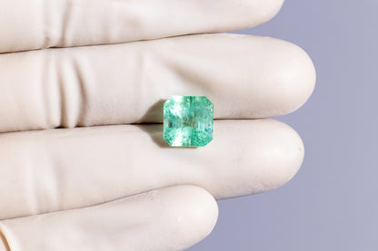 Natural Columbian Emerald (Panna) 5.16 Carats