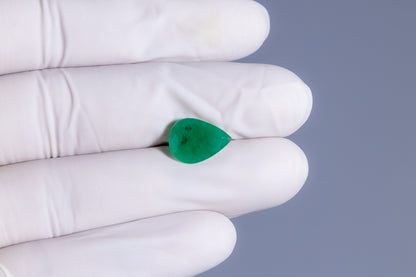 Minor Oil Natural Zambian Emerald (Panna) 3.52 Carats