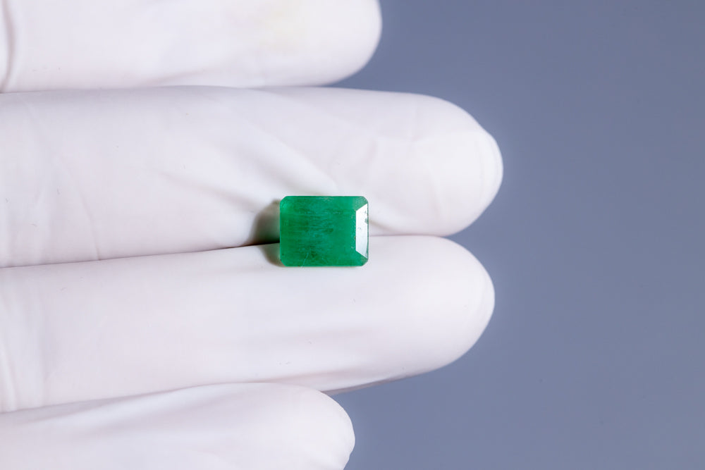 Minor Oil Natural Zambian Emerald (Panna) 2.78 Carats