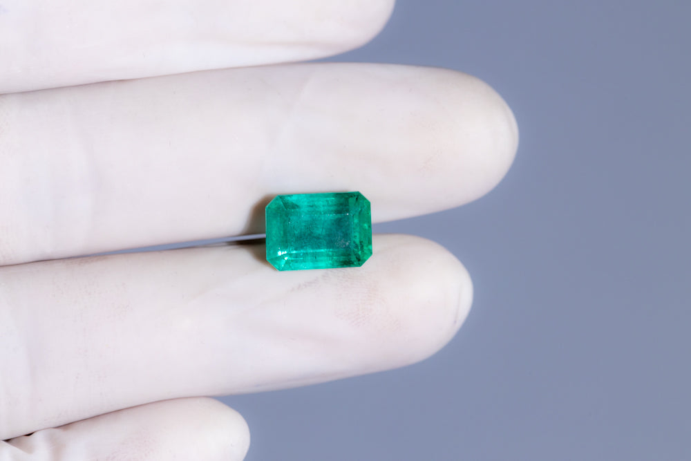 Minor Oil Natural Zambian Emerald (Panna) 6.10 Carats