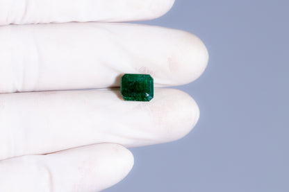 Minor Oil Natural Zambian Emerald (Panna) 2.97 Carats