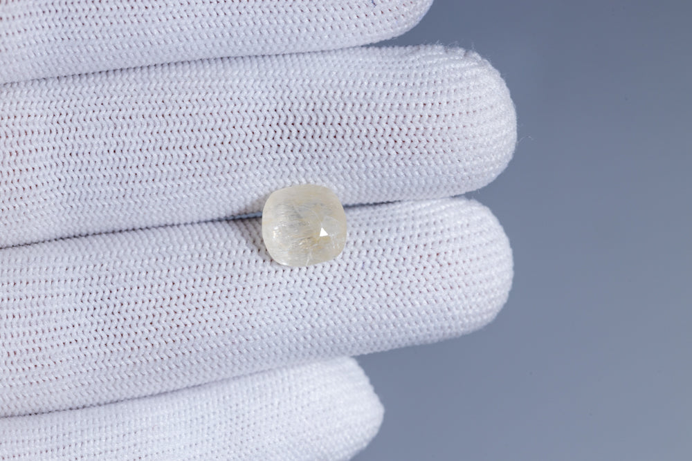 Natural Yellow Sapphire (Pukhraj) 4.47 Carats