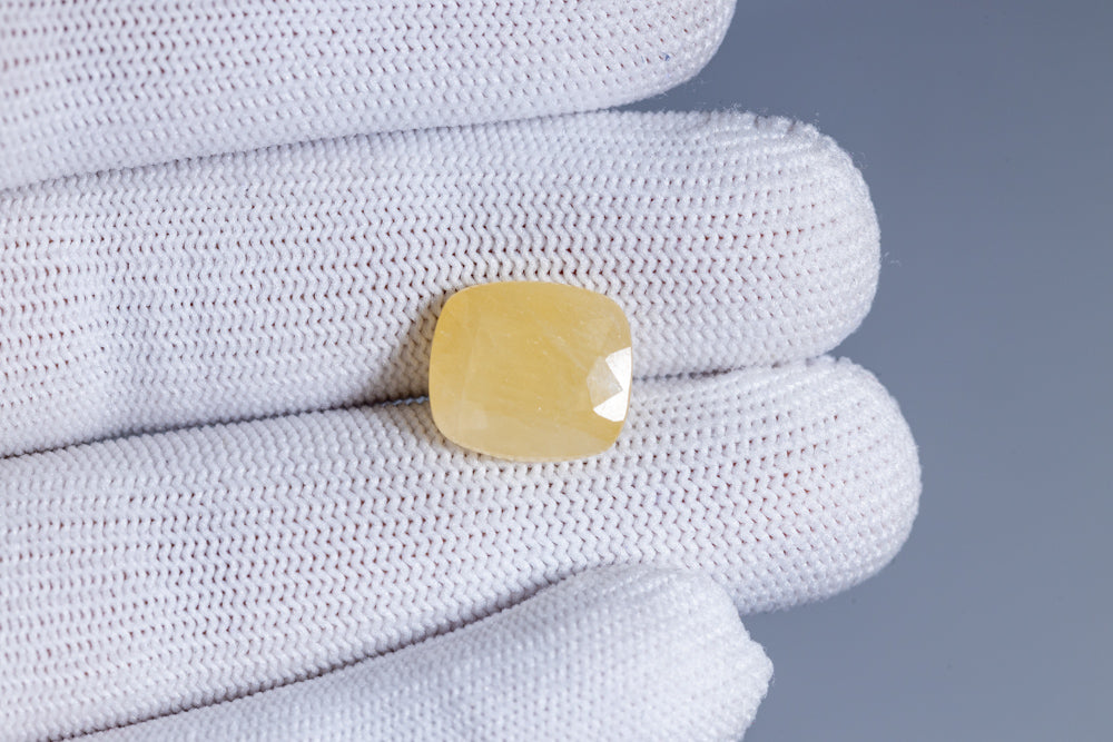 Natural Yellow Sapphire (Pukhraj) 12.96 Carats