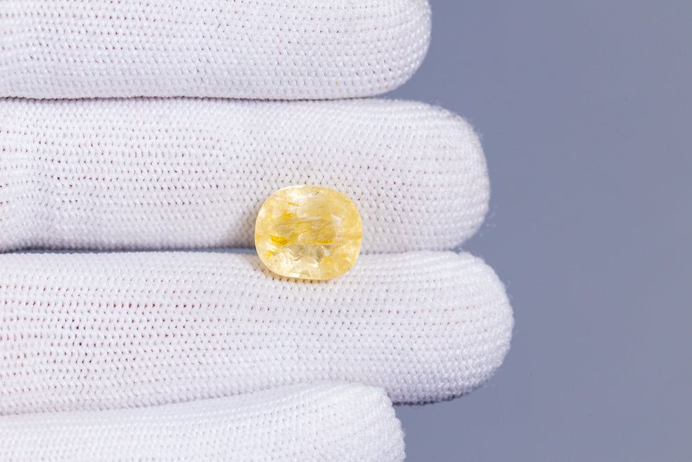 Natural Yellow Sapphire (Pukhraj) 10.15 Carats