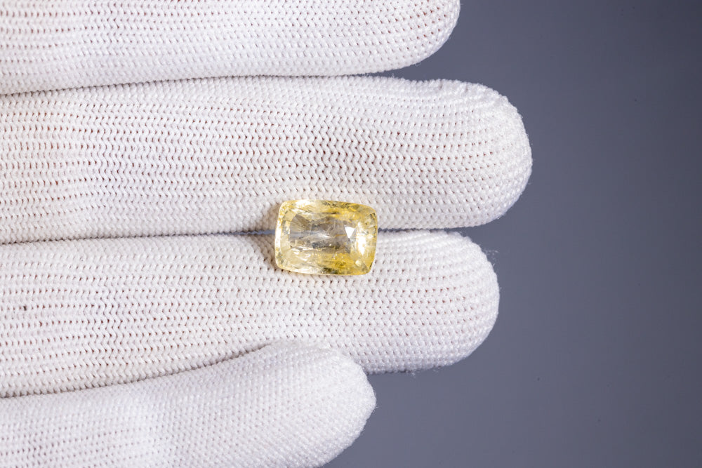 Natural Yellow Sapphire (Pukhraj) 9.42 Carats
