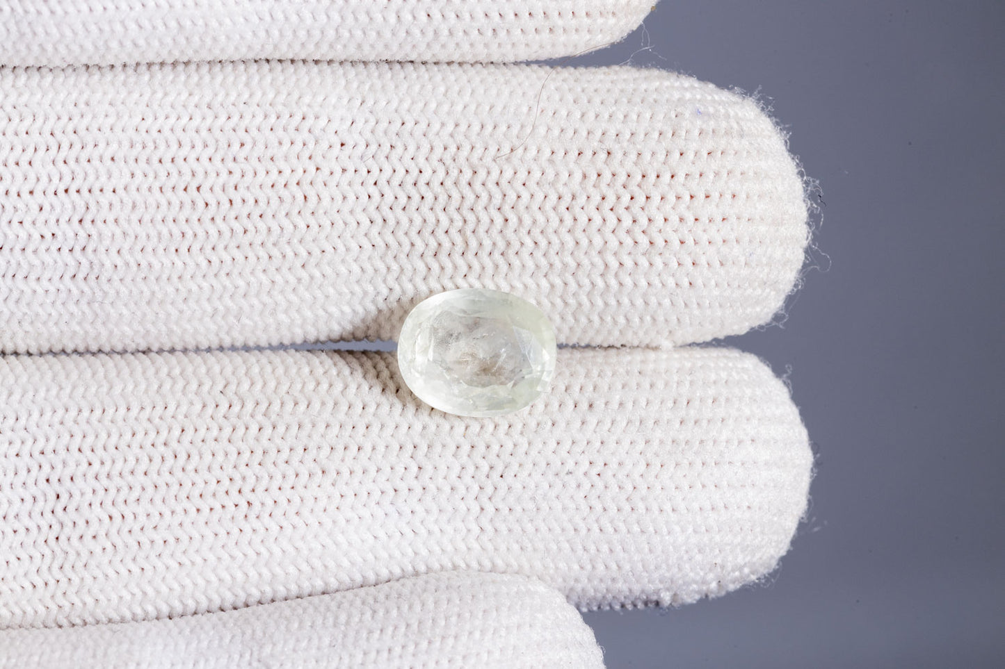 Natural Yellow Sapphire (Pukhraj) 4.88 Carats
