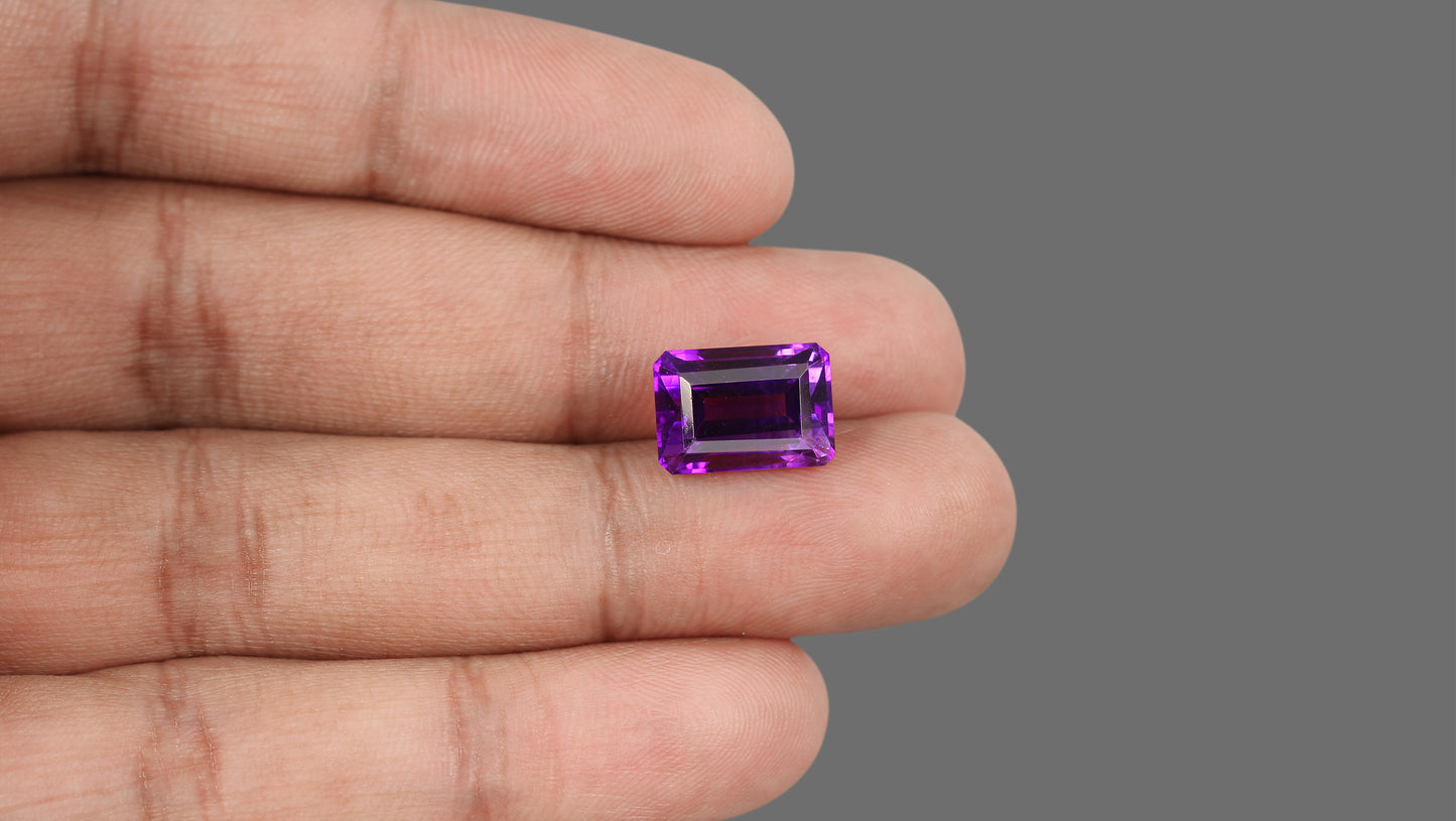NATURAL AMETHYST 7.47 CARATS.