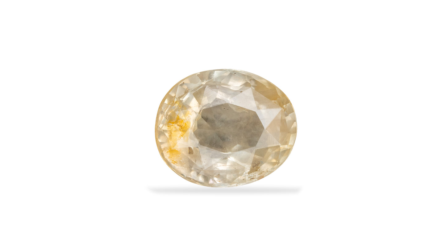 NATURAL YELLOW SAPPHIRE (PUKHRAJ) 5.56 CARATS
