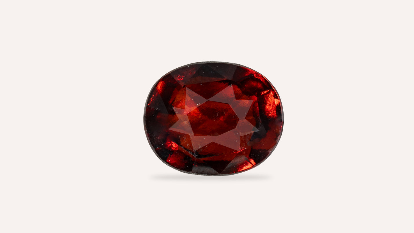 NATURAL HESSONITE (GOMED) 4.95 CARATS