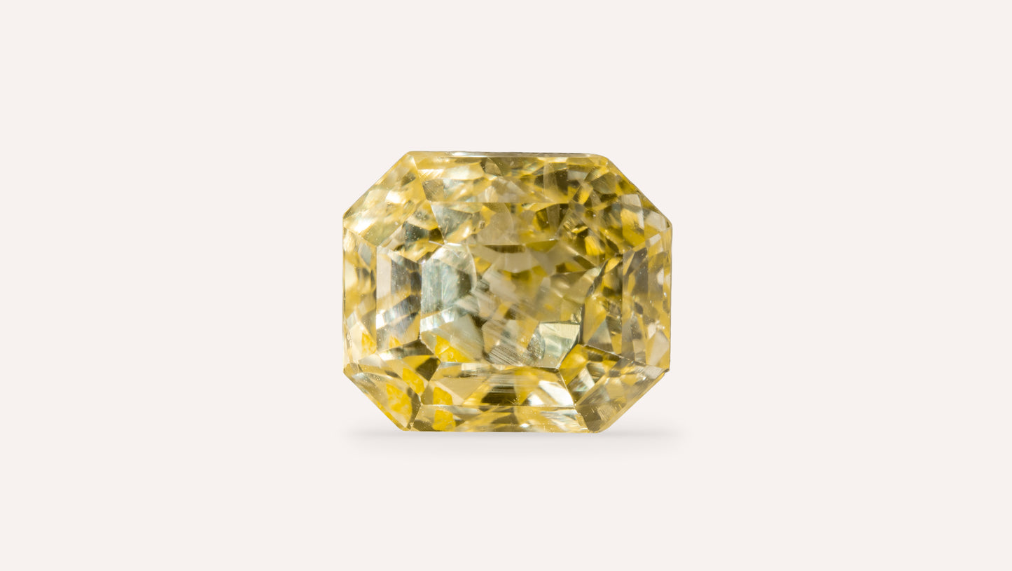 Natural Yellow Sapphire (Pukhraj) 7.26 Carats