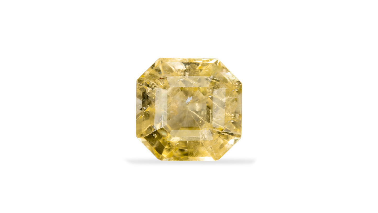 Natural Yellow Sapphire (Pukhraj) 4.98 Carats