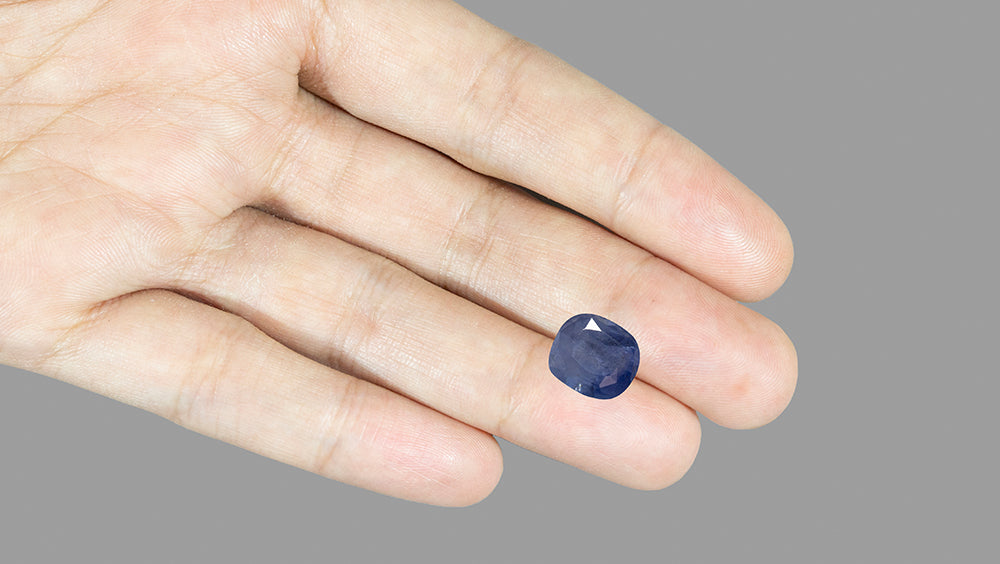 Natural Blue Sapphire (Neelam) 4.57 Carats