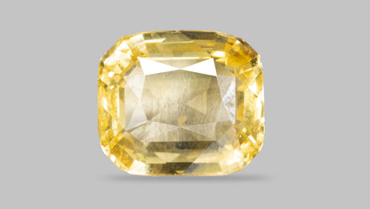 Natural Yellow Sapphire (Pukhraj) 4.01 Carats