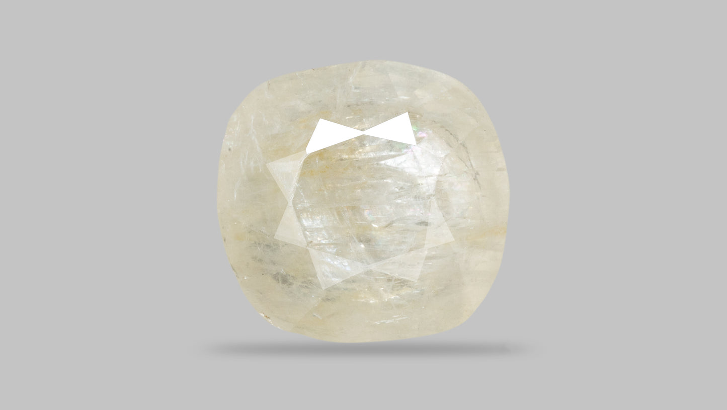 Natural Yellow Sapphire (Pukhraj) 4.47 Carats