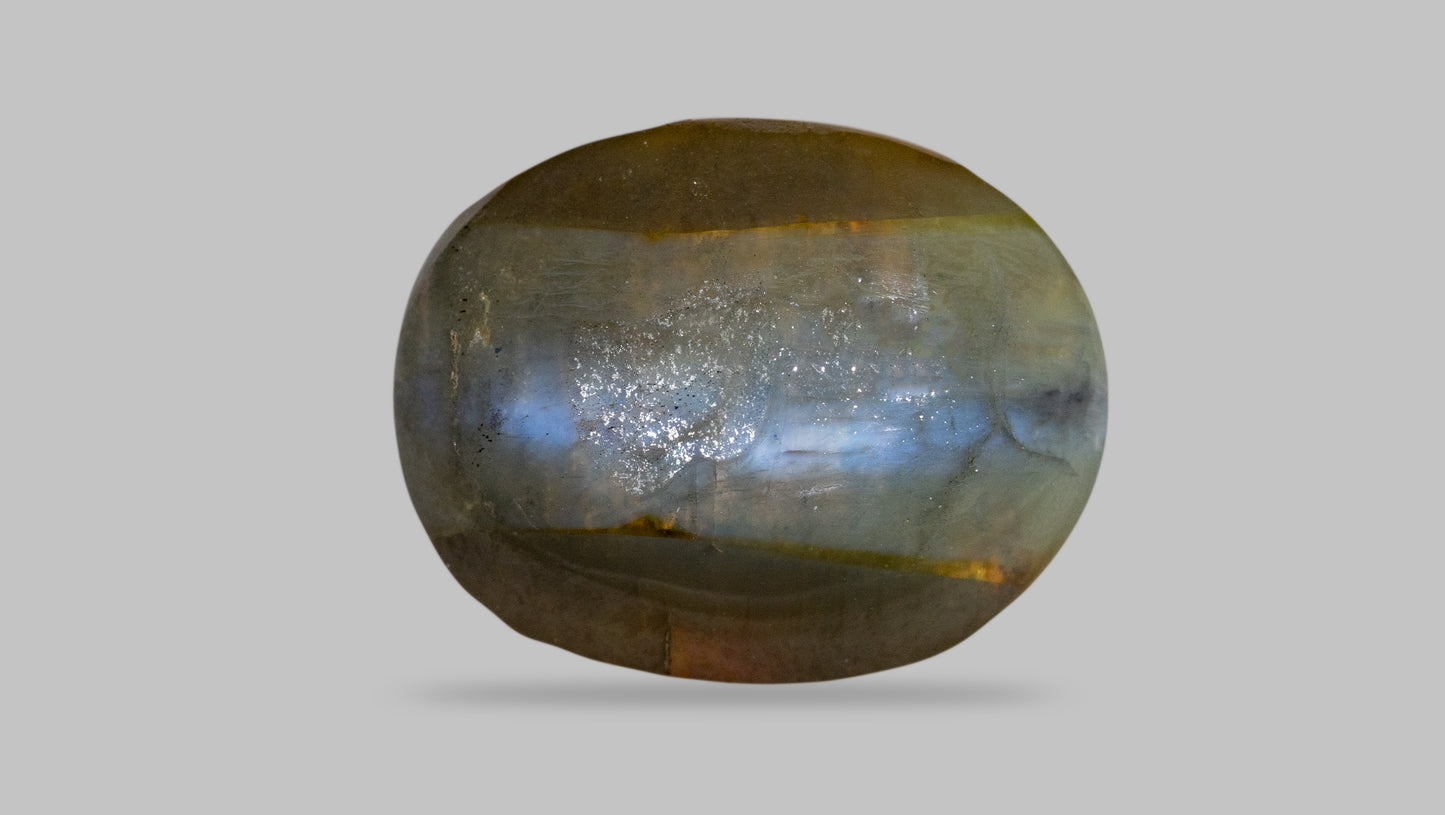 Natural Cat'S Eye (Lehsuniya) 6.37 Carats