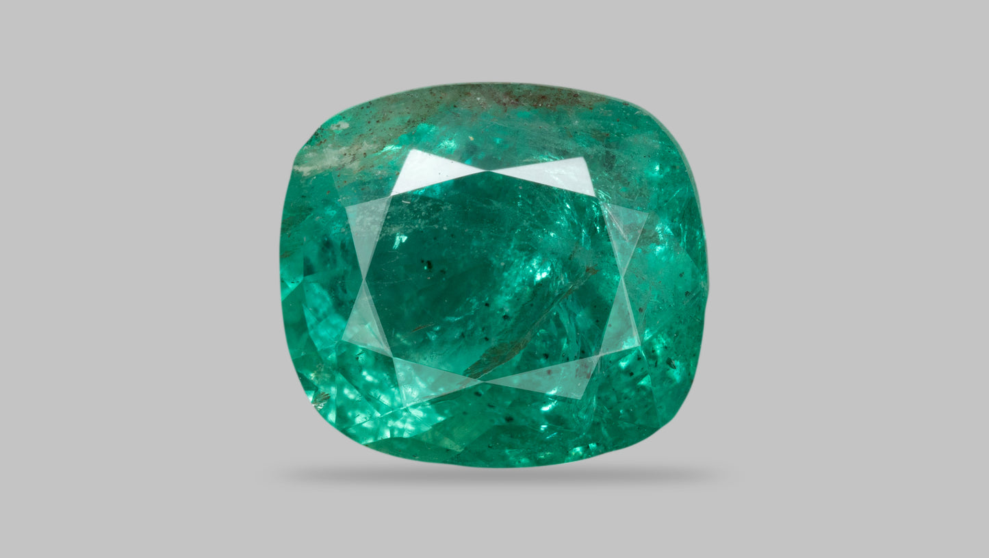 Natural Zambian Emerald (Panna) 3.89 Carats