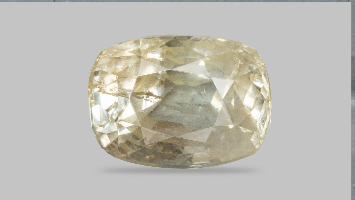 Natural Yellow Sapphire (Pukhraj) 2.74 Carats