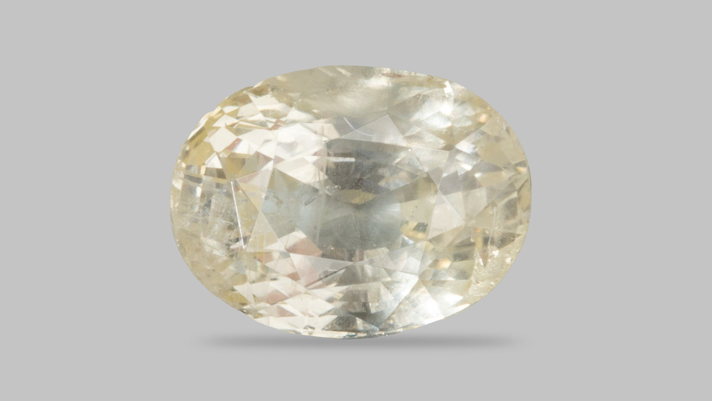 Natural Yellow Sapphire (Pukhraj) 2.77 Carats
