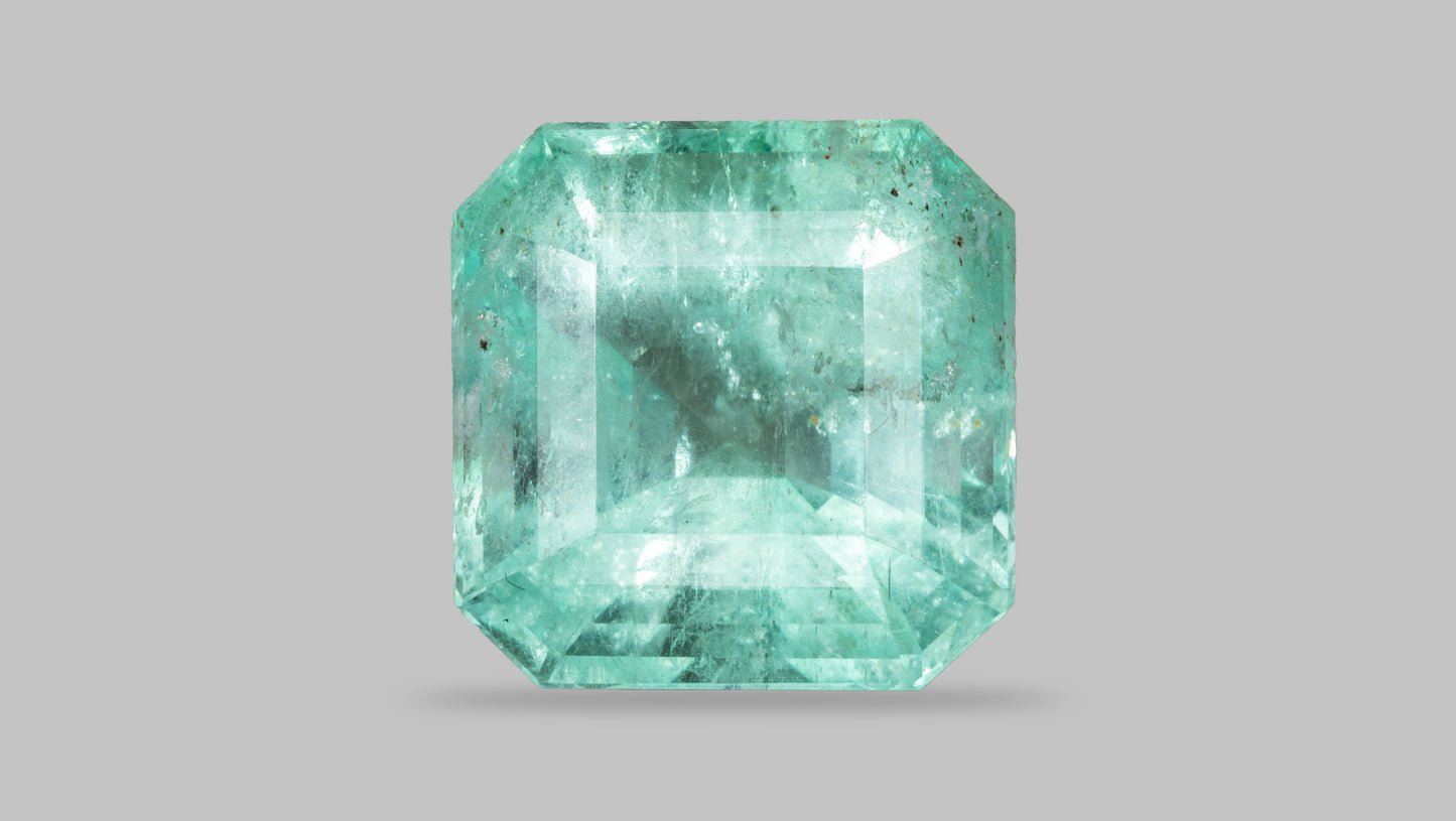 Natural Columbian Emerald (Panna) 5.16 Carats