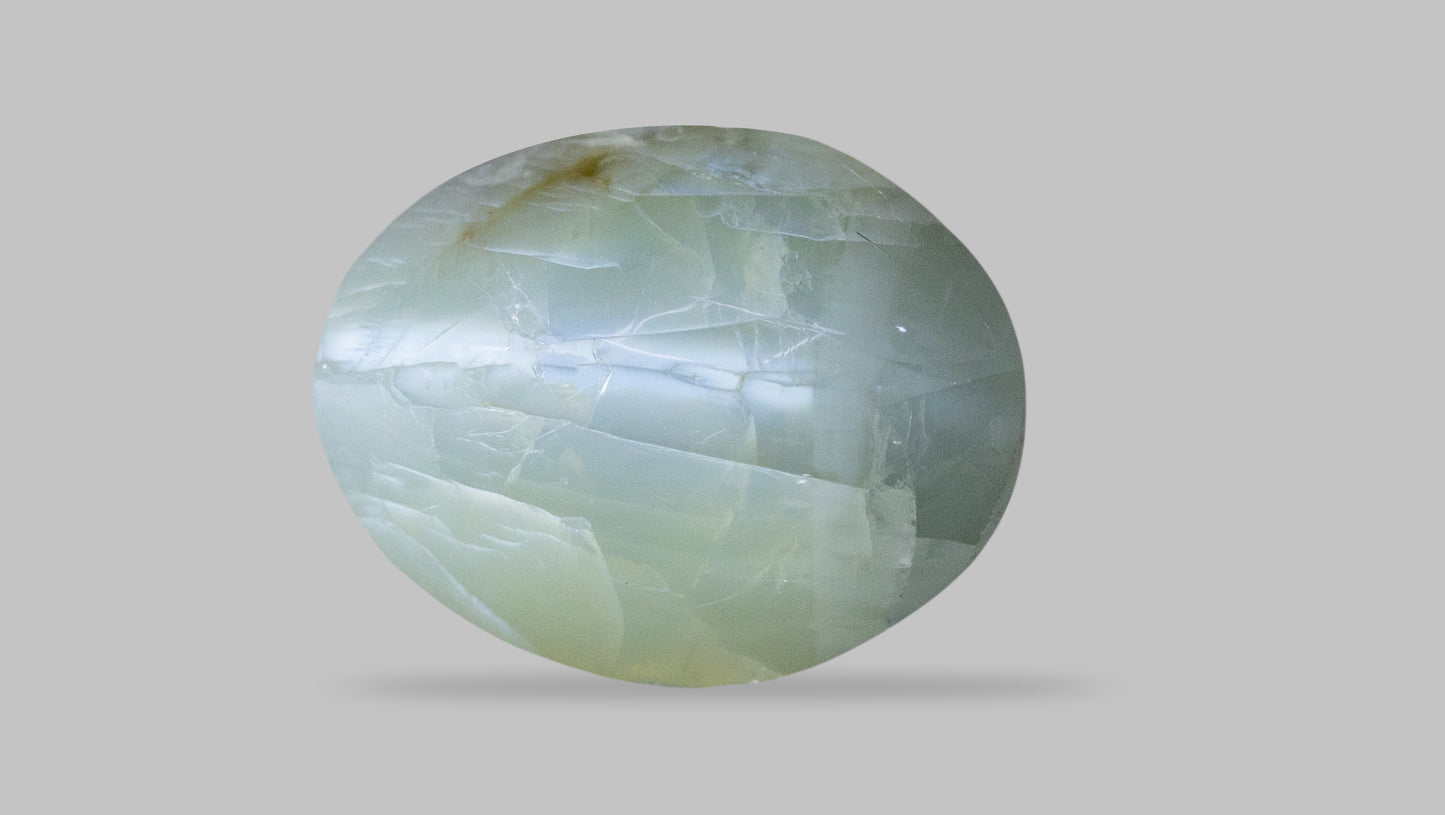 Natural Cat'S Eye (Lehsuniya) 3.72 Carats