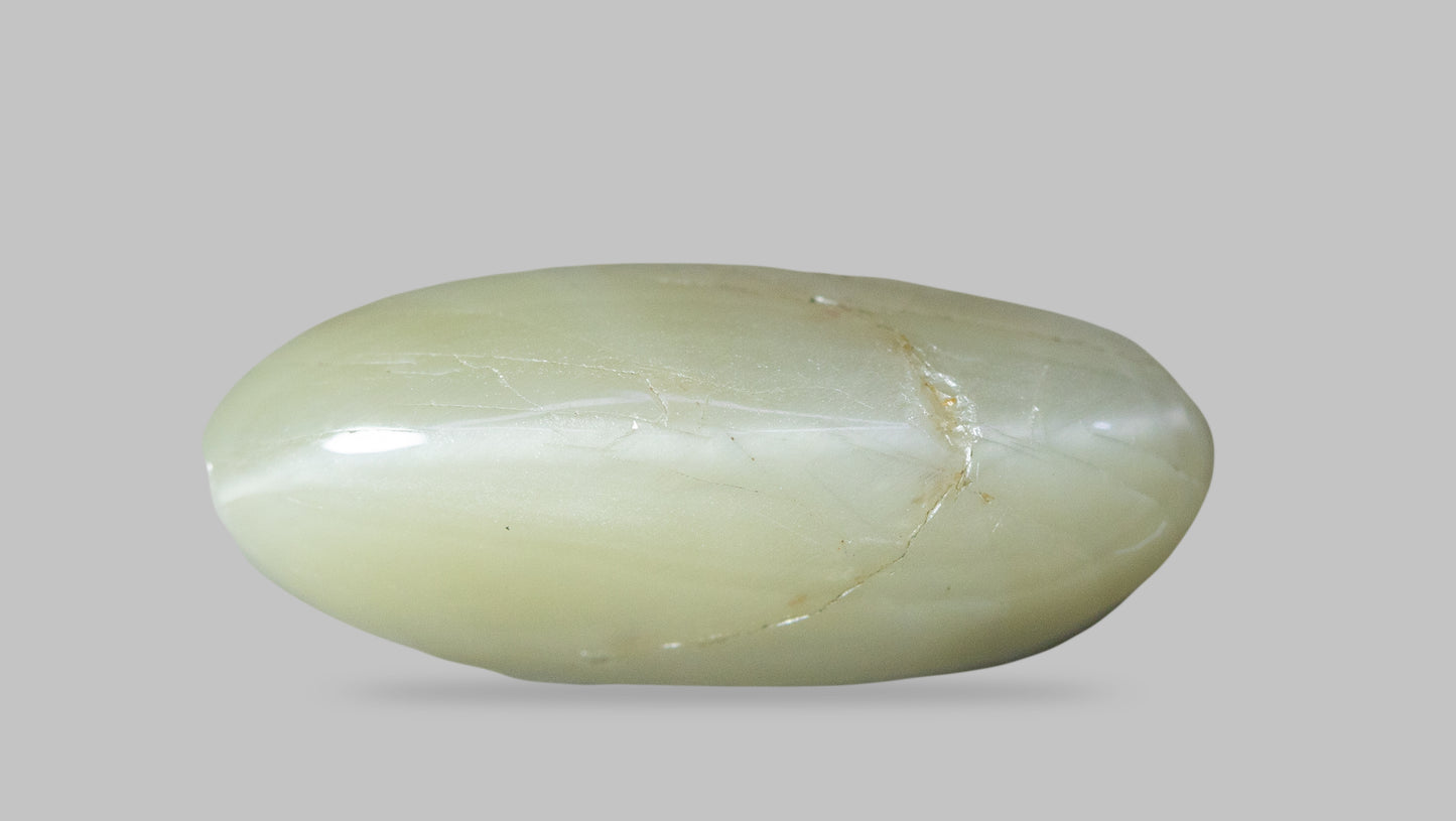 Natural Cat'S Eye (Lehsuniya) 6.05 Carats