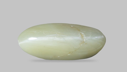 Natural Cat'S Eye (Lehsuniya) 6.05 Carats