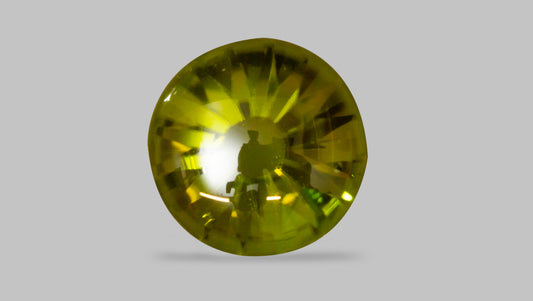 NATURAL PERIDOT 4.65 CARATS