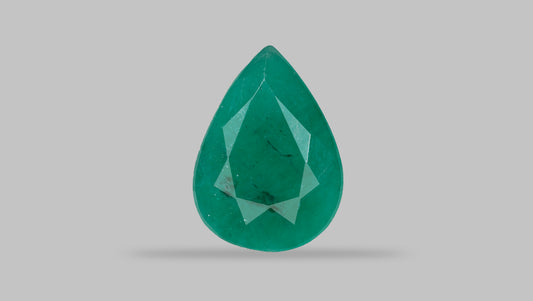 Minor Oil Natural Zambian Emerald (Panna) 3.52 Carats