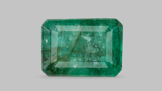 Minor Oil Natural Zambian Emerald (Panna) 2.30 Carats