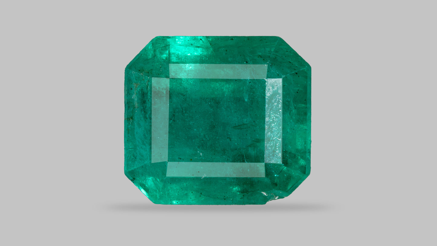 Natural Zambian Emerald (Panna) 2.21 Carats