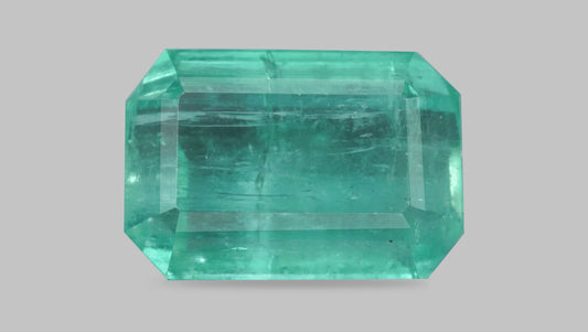 Minor Oil Natural Afganistan Emerald (Panna) 4.57 Carats