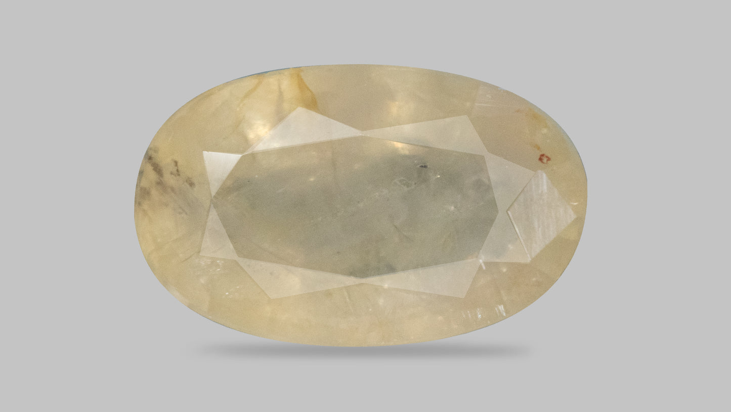 Natural Yellow Sapphire (Pukhraj) 3.77 Carats