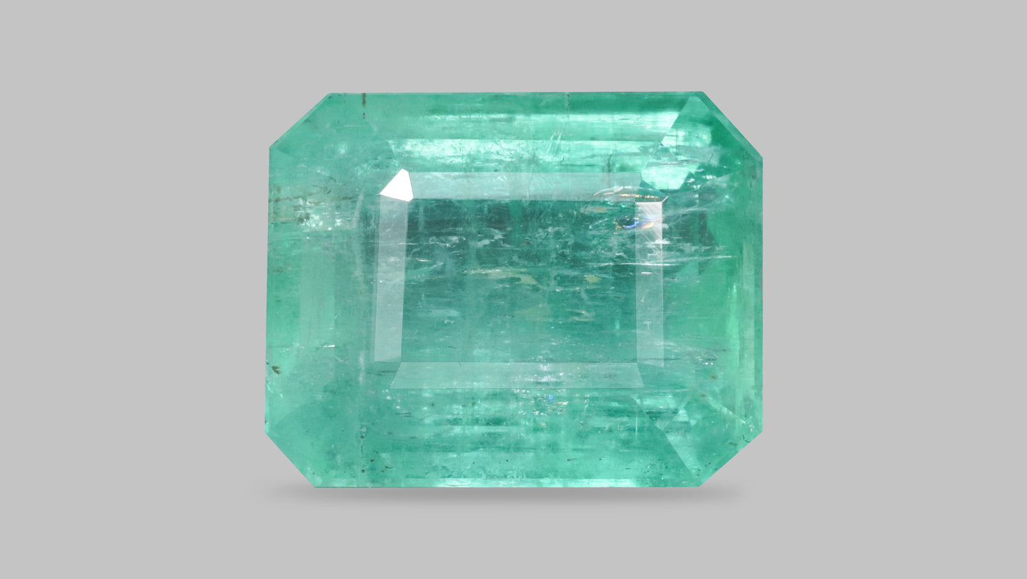 Minor Oil Natural Afganistan Emerald (Panna) 9.18 Carats