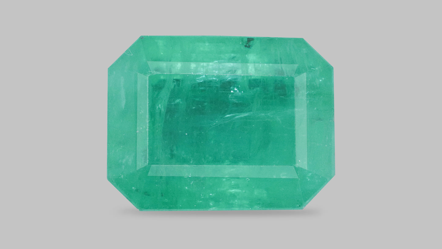 Minor Oil Natural Zambian Emerald (Panna) 6.88 Carats