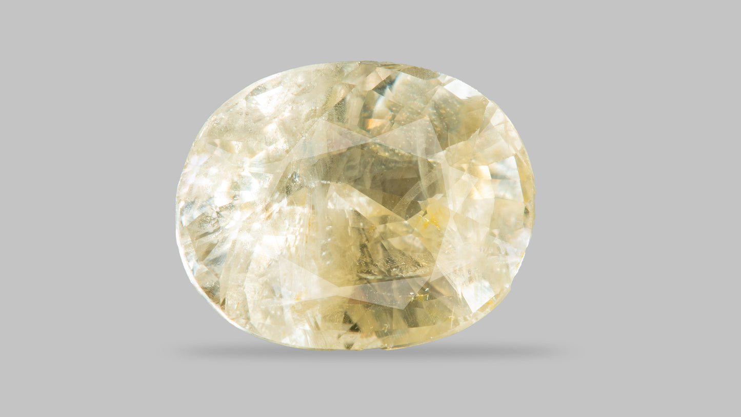 NATURAL YELLOW SAPPHIRE (PUKHRAJ) 6.55 CARATS