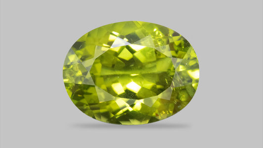 NATURAL PERIDOT 5.50 CARATS