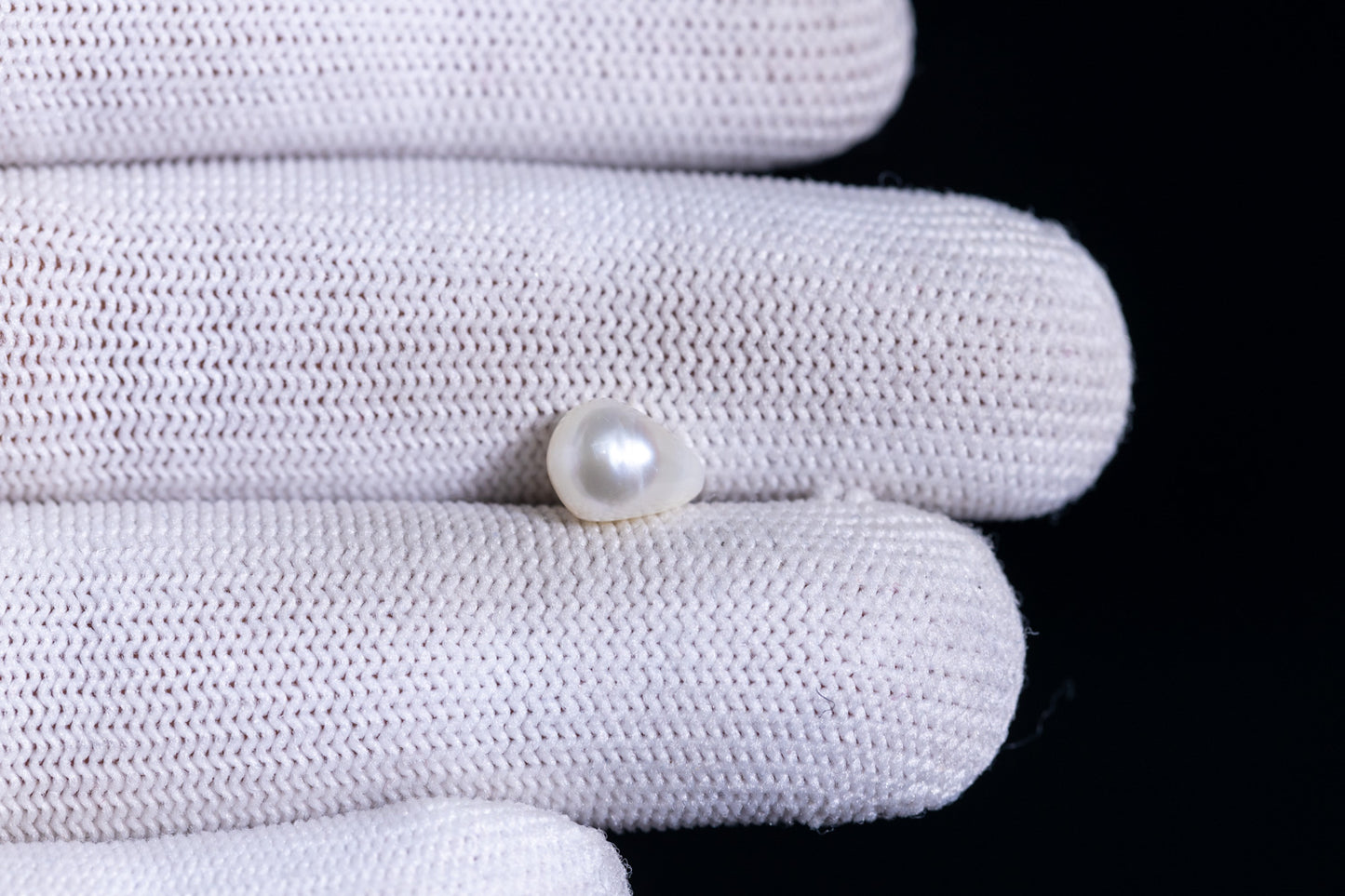 Natural Basra Pearl (Moti) 2.75 Carats